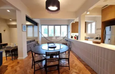 Apartamento à venda em ipanema, com 196m², frontal, vista livre, salão, 3 suítes e reformado.
