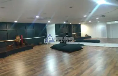 Sala comercial à venda na Avenida Princesa Isabel, --, Copacabana, Rio de Janeiro