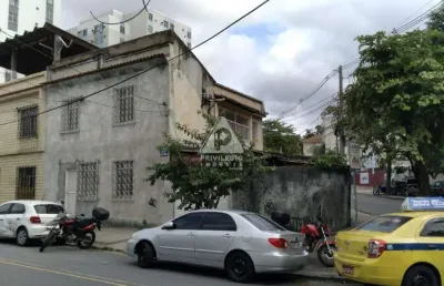Casa frente de rua residencial com segurança - entre norte shopping e méier