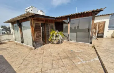 Cob duplex, 4 quartos sendo 2 suítes, closet, lavabo, cozinha, dce, área externa e 1 vg escriturada.
