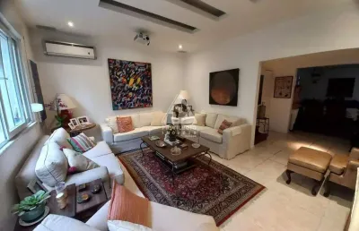 Casa duplex em condomínio fechado, 4 quartos, suíte, varanda e vaga de garagem, jardim botânico - rj