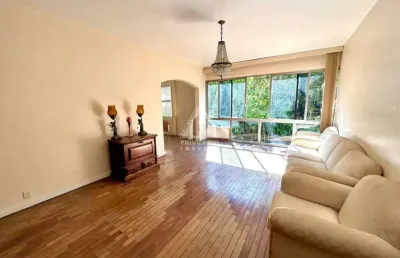 Apartamento 3 quartos (1 suíte) | 150m² | sala de 65m² | 1 vaga na escritura | 1 quadra da praia