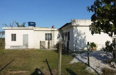 Sítio em macaé com poço artesiano, curral e terreno plano – 19.360m²