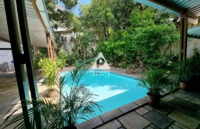 Casa charmosa à venda na gávea – 2 quartos, piscina e jardim