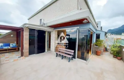Cobertura duplex de 4 quartos com lazer completo e vista deslumbrante na gávea