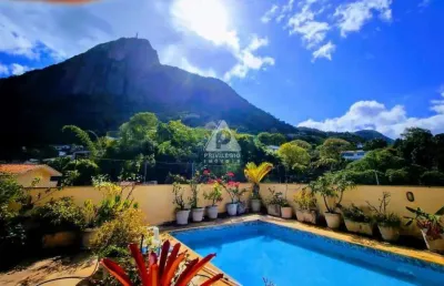 Cobertura duplex com vista para o cristo e lagoa – 5 quartos e piscina!