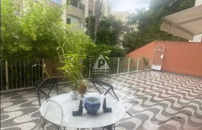 Conforto e segurança na região serrana: apartamento 2 quartos com varanda em itaipava