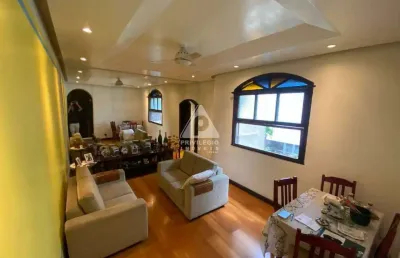 Leblon – 2 quartos, sol da manhã, silencioso e a 3ª quadra da praia, ao lado do rio design!
