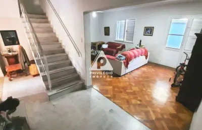Casa de rua à venda, 5 quartos, 3 suítes, 2 vagas, cosme velho - rio de janeiro/rj