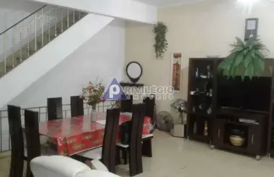 Casa de rua à venda, 3 quartos, 1 suíte, catete - rio de janeiro/rj