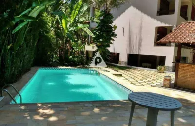 Casa 5 quartos 3 suítes 4 vagas piscina churrasqueira condomínio itaipu.