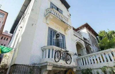 Casa com fachada histórica, 8 quartos com área externa em santa teresa - rio de janeiro
