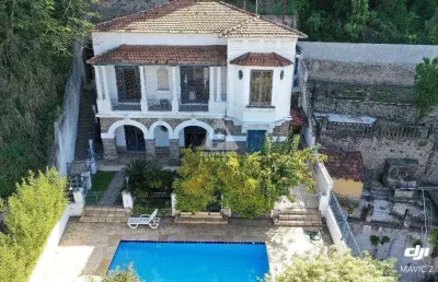 Espetacular casa em santa teresa com vista deslumbrante, piscina, academia e sauna!