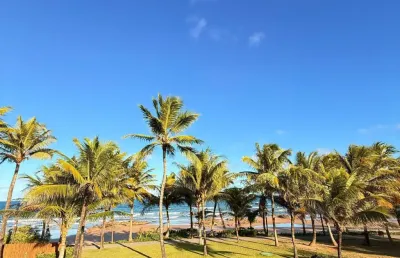 Casa pé na areia no busca vida resort 5 suítes (sendo 2 no térreo) – alto padrão | porteira fechada