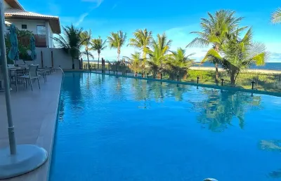 Luxuoso village pé na areia em itacimirim – 3 suítes mobiliado