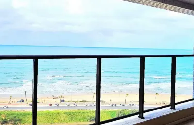 Apartamento nascente total, andar altíssimo, com uma vista espetacular do mar