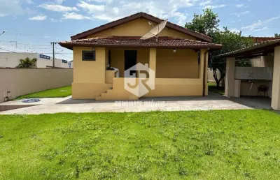 Casa com 3 quartos à venda no Centro, Arandu 
