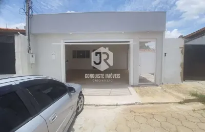 Casa com 2 quartos para alugar no Jardim Brabância, Avaré 