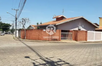 Casa com 3 quartos à venda no Jardim Brabância, Avaré 