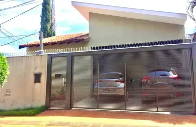 Conforto e lazer: casa térrea no jardim bela vista!