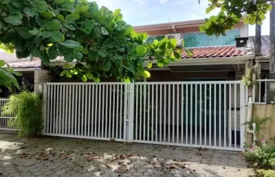 Casa com 3 quartos à venda na Rua Barão do Cerro Azul, Brejatuba, Guaratuba