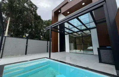 Casa alto padrao bal. eliane (guaratuba) com piscina