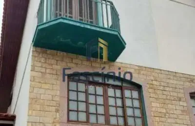 Casa com 3 quartos à venda na rua abraham bertie levi, 81, vila sônia, são paulo por r$ 950.000