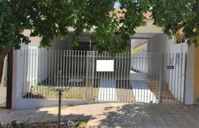 Casa com 2 quartos à venda na rua emílio beltrami filho, parque da gávea, maringá por r$ 430.000