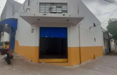 Salão para alugar  no bairro zona 05

** obs: o proprietário estuda descontar melhorias a serem realizadas no imóvel sendo descontado no aluguel mensal**