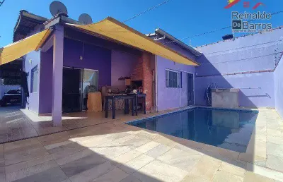 Casa para venda  com piscina lado praia em itanhaem