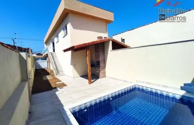 Linda casa sobreposta com piscina em suarão - itanhaém .