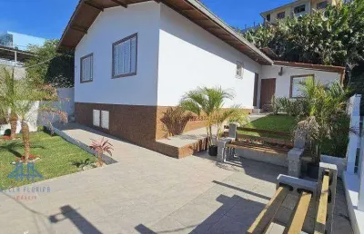 Casa com 3 dormitórios à venda, 157 m² por r$ 1.190.000,00 - trindade - florianópolis/sc