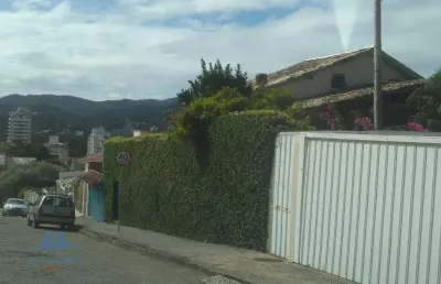 Casa à venda, 647 m² por r$ 1.380.000,00 - trindade - florianópolis/sc