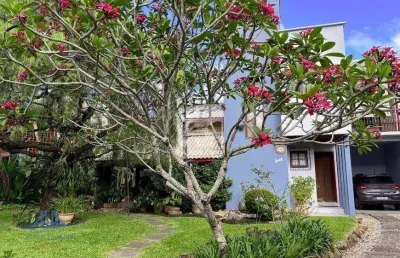 Casa com 3 dormitórios à venda, 182 m² por r$ 2.480.000,00 - porto da lagoa - florianópolis/sc