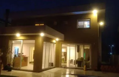 Casa com 3 dormitórios à venda, 360 m² por r$ 2.690.000,00 - são joão do rio vermelho - florianópolis/sc