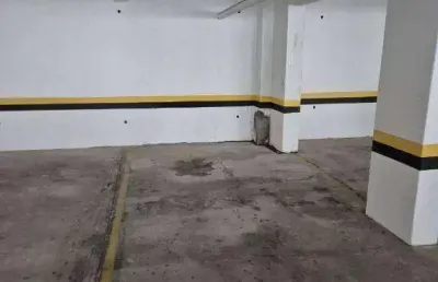 Vendo excelente garagem em codomínio a poucos metros da ufsc - ótimo para investidor