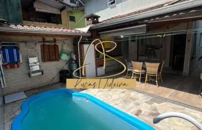 Sobrado totalmente reformado a 100 metros do mar! vila tupi!