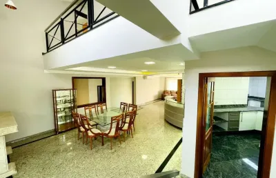 Casa em condomínio fechado com 3 quartos para alugar na rua luiz de moraes, portal do paraíso i, jundiaí, 532 m2 por r$ 13.500
