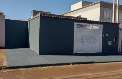 Casa térrea zona leste loteamento vilico cantarelli