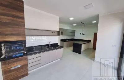 Casa condomínio villa romana i com 3 suítes e piscina aquecida