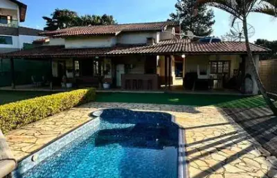 Casa em condominio fechado de mairipora aceita financiamento