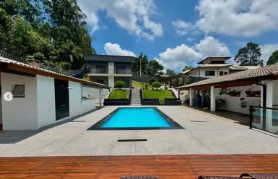Imóvel de alto padrão em condomínio fechado por apenas r$ 2.500.000.00 mairiporã-sp