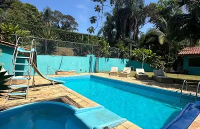 Casa em condominio fechado com acesso a represa ( haras ell passo )