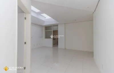 Sala comercial à venda na rua jerônimo coelho, 293, centro, florianópolis, 105 m2 por r$ 599.000