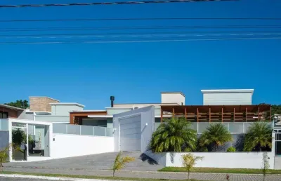 Casa em condomínio fechado com 4 quartos à venda na rodovia joão gualberto soares, 1, ingleses do rio vermelho, florianópolis, 135 m2 por r$ 2.120.000