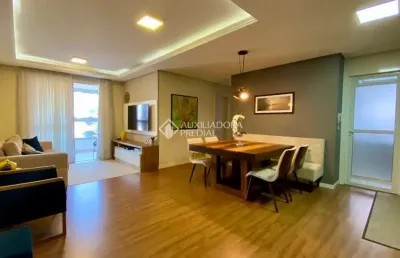 Apartamento com 2 quartos à venda na rua felipe domingos petry, 600, praia comprida, são josé, 89 m2 por r$ 750.000