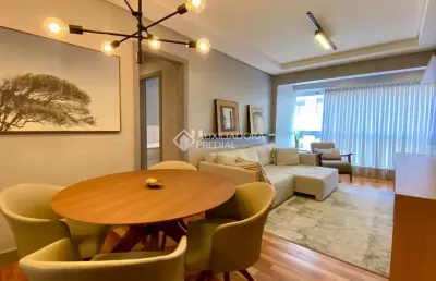 Apartamento com 2 quartos à venda na avenida trompowsky, 394, centro, florianópolis, 73 m2 por r$ 1.680.000