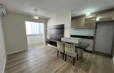 Apartamento com 2 quartos à venda na rodovia virgílio várzea, 4570, canasvieiras, florianópolis, 55 m2 por r$ 599.000