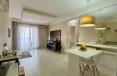 Apartamento com 2 quartos à venda na rua joão batista derner neves, 123, kobrasol, são josé, 76 m2 por r$ 679.000