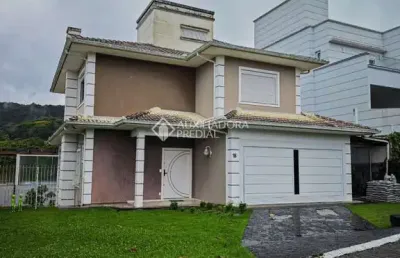 Casa em condomínio fechado com 4 quartos à venda na servidão joão josé de melo, 170, córrego grande, florianópolis, 200 m2 por r$ 2.800.000